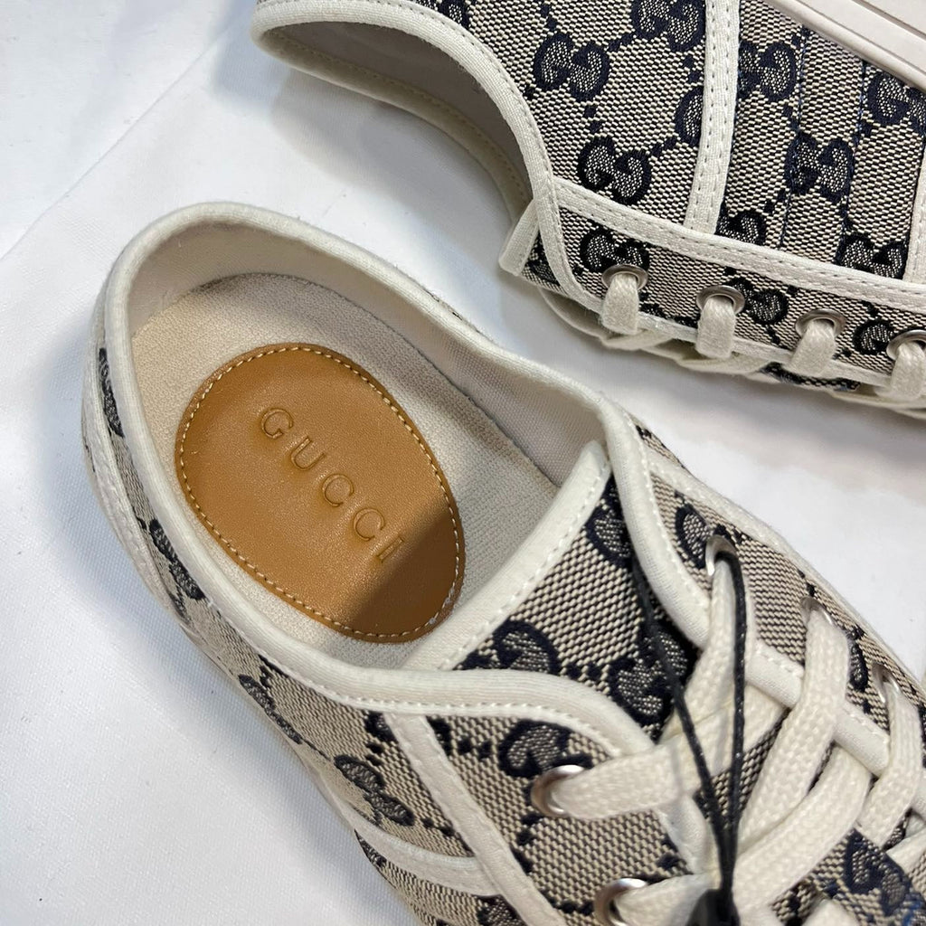GUCCI Sneaker Julio Canvas  Sneakers Black Caro