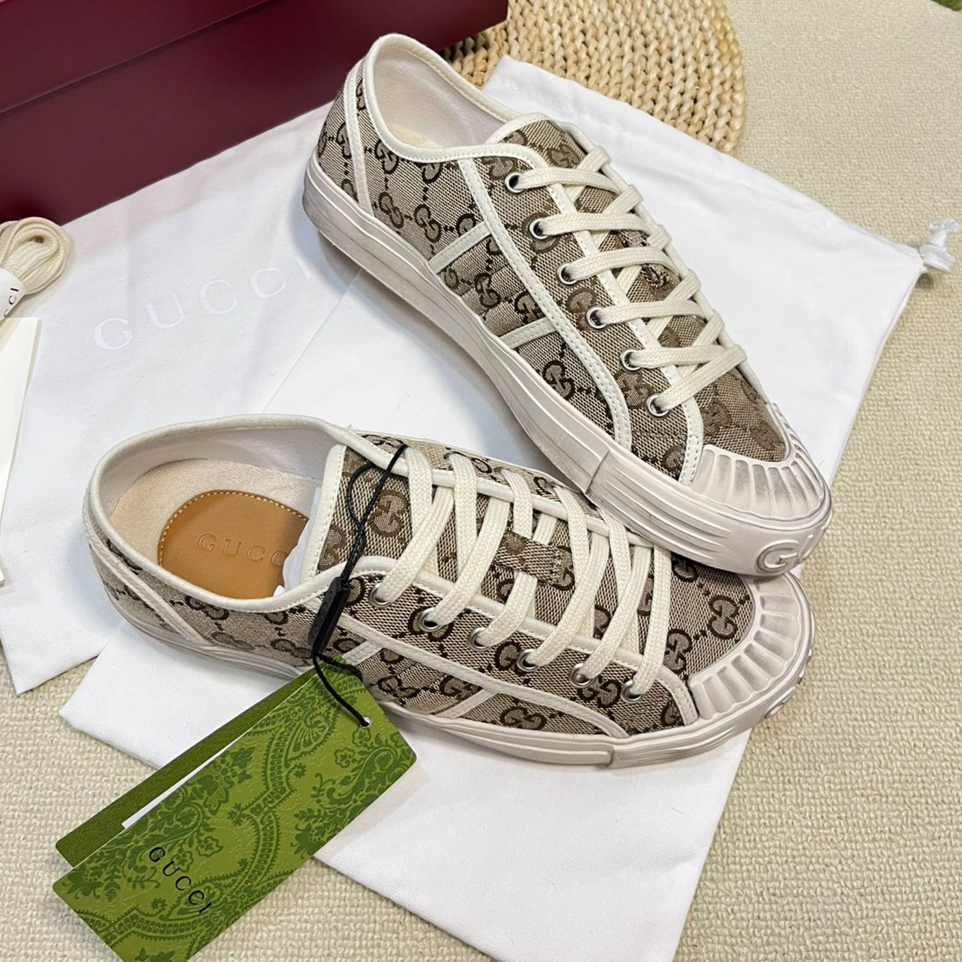 GUCCI Sneaker Julio Canvas  Sneakers Beige Caro