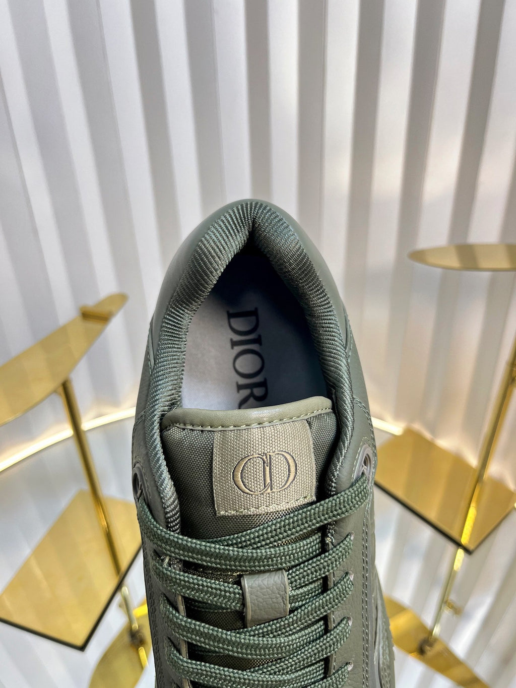DIOR B27 LOW-TOP SNEAKER ARMY GREEN SMOOTH CALFSKIN