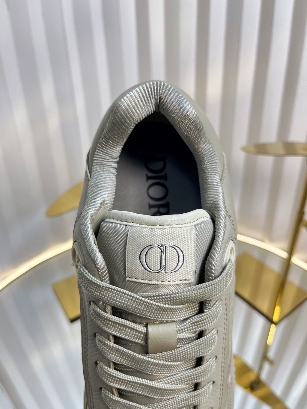 DIOR B27 LOW-TOP SNEAKER TROUT GRAY SMOOTH CALFSKIN