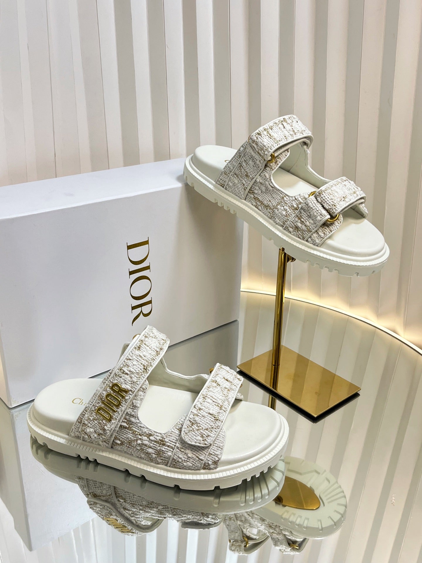 DIOR ACT SLIDES 25MM IN WHITE AND GOLD TWEED