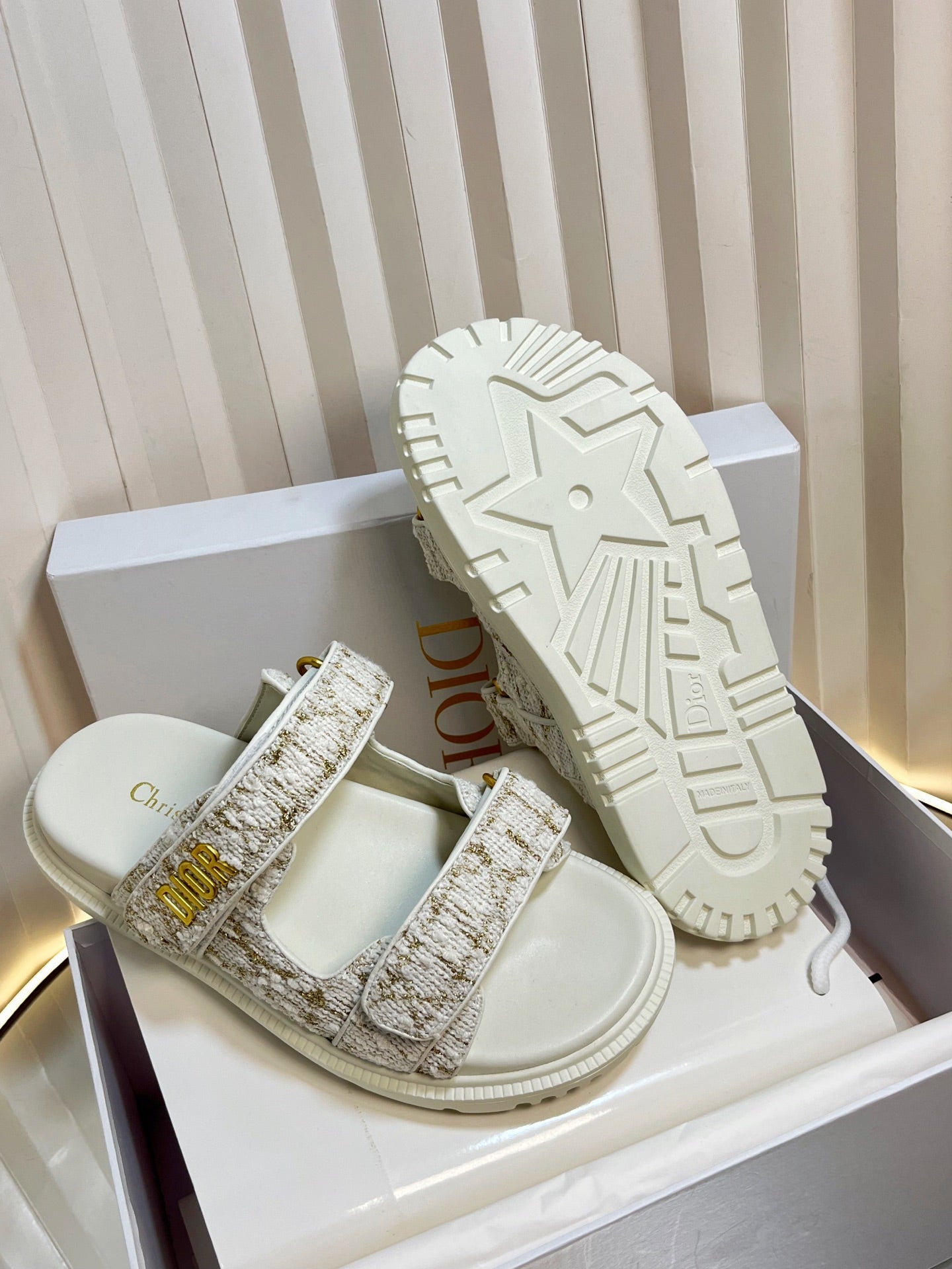 DIOR ACT SLIDES 25MM IN WHITE AND GOLD TWEED