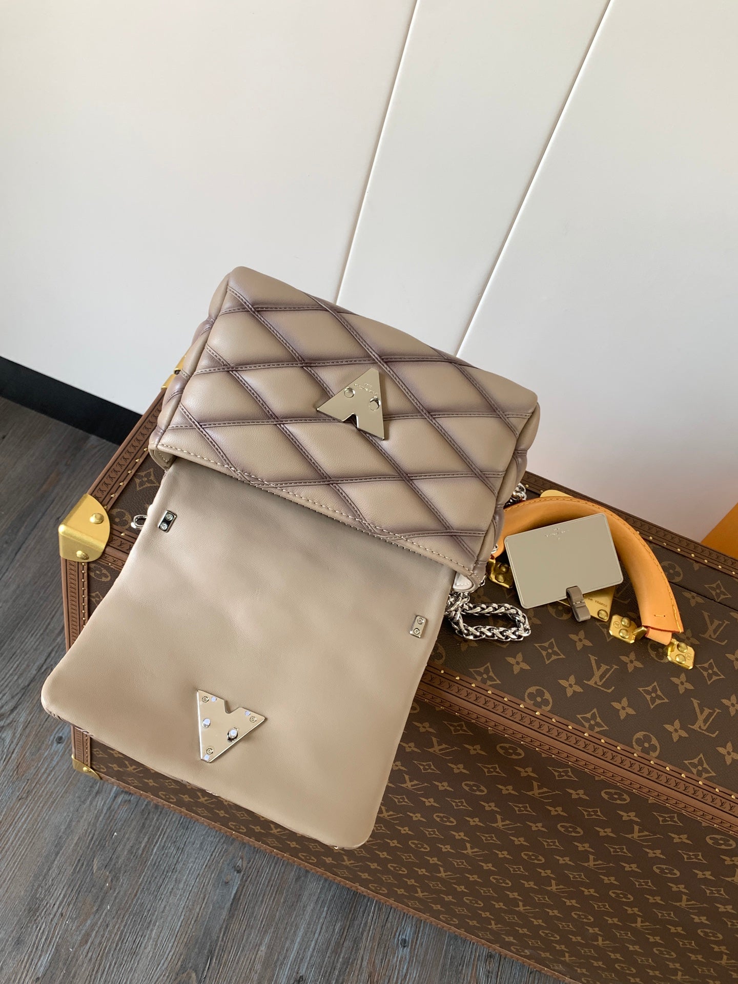 LOUIS VUITTON LV 25S GO-14 MM 23 IN BROWN QUILTED LAMBSKIN SILVER HARDWRE