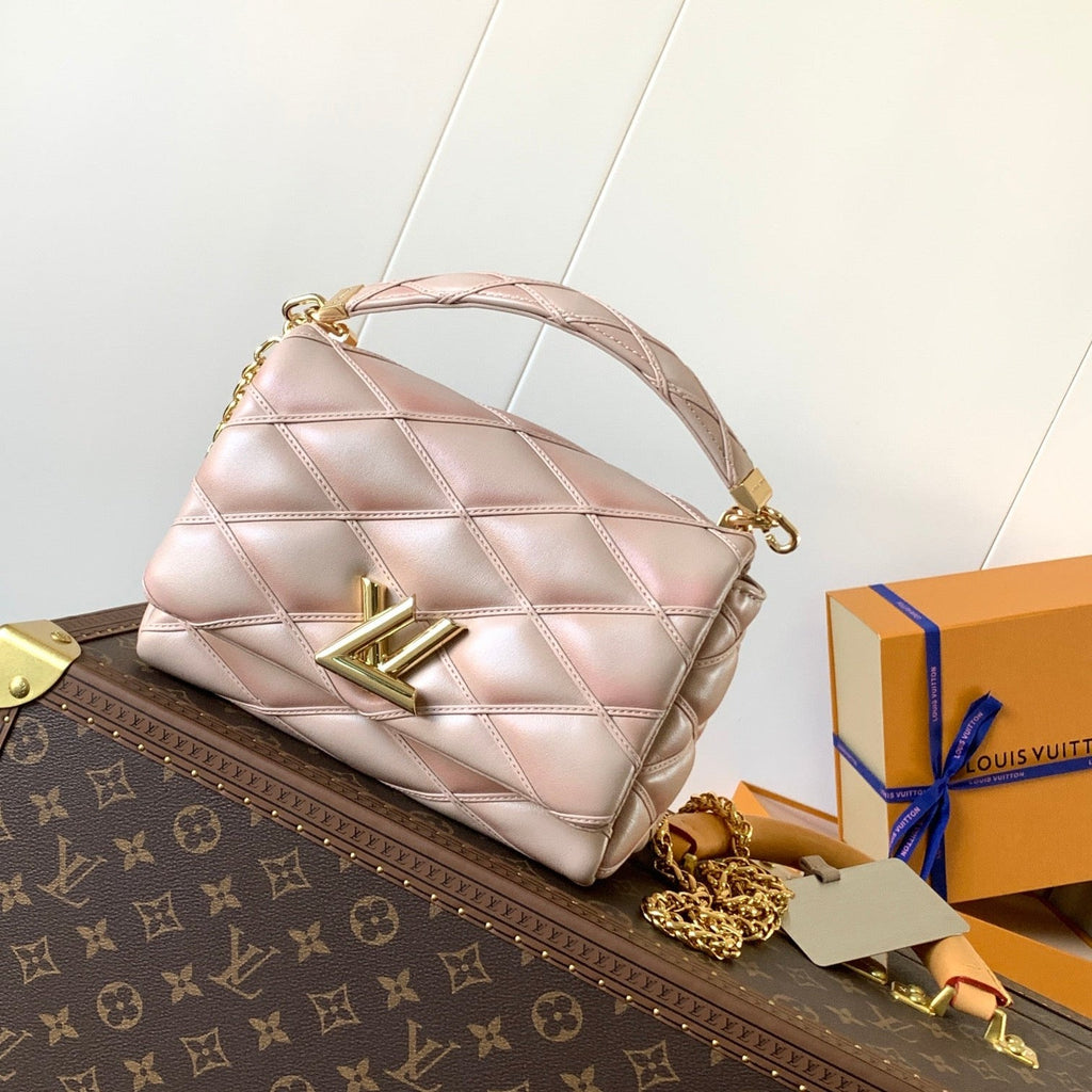 LOUIS VUITTON LV 25S GO-14 MM 23 IN LIGHT PINK QUILTED LAMBSKIN GOLD HARDWRE