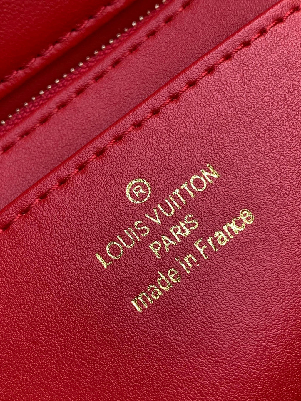 LOUIS VUITTON LV 25S GO-14 MM 23 IN CRIMSON RED QUILTED LAMBSKIN GOLD HARDWARE