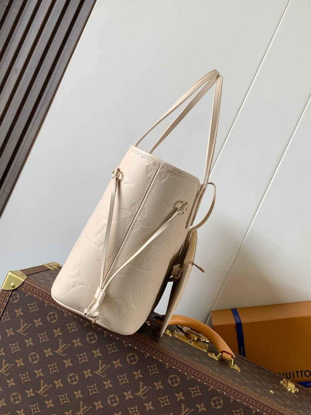 LOUIS VUITTON NEVERFULL 32 LIGHT BEIGE MONOGRAM EMPREINTE LEATHER