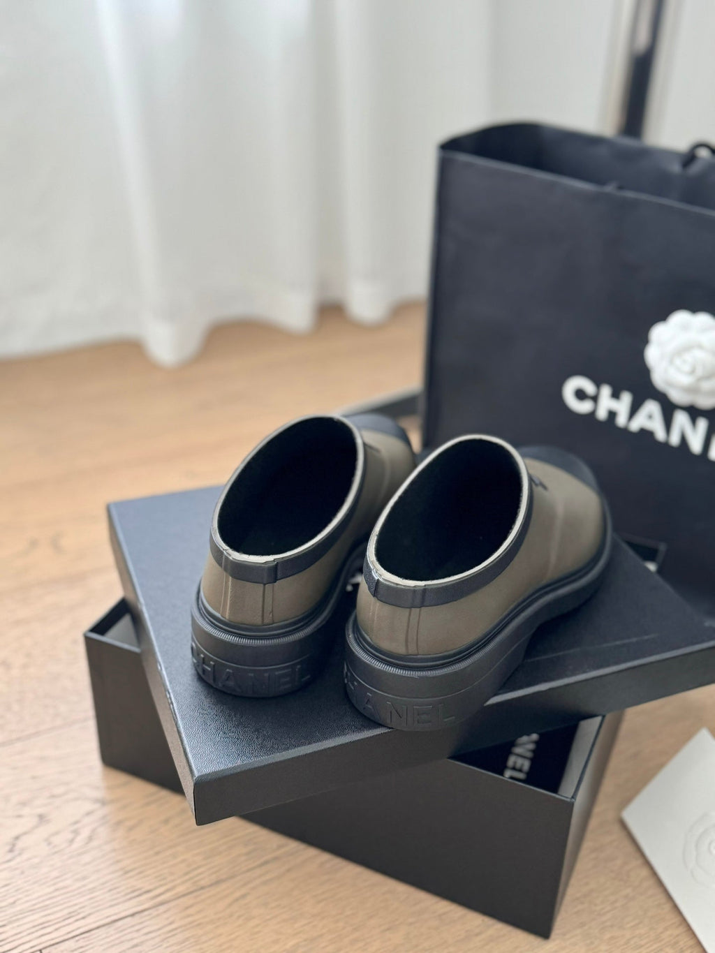 CHANEL SHORT BOOTS IN MOCHA BROWN MIX BLACK RUBBER