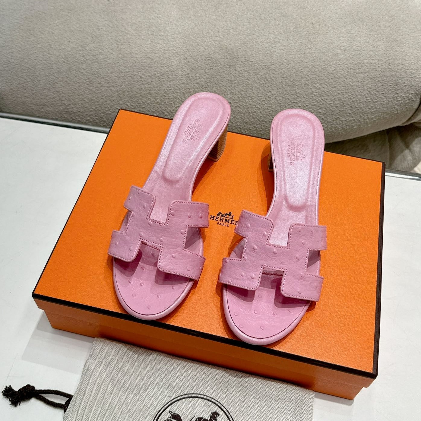 HERMES 0ASIS SANDAL LIGHT PINK CALFSKIN SPECIAL