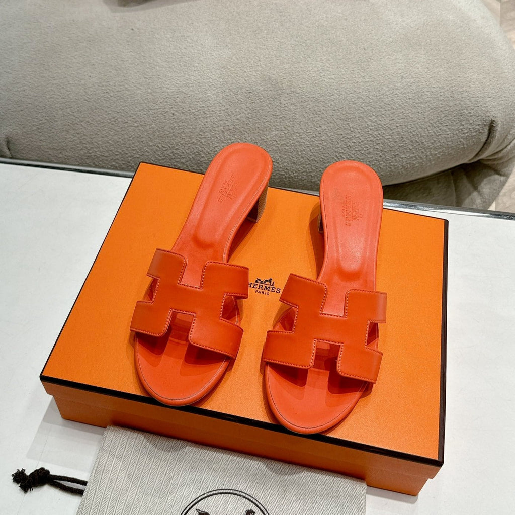 HERMES 0ASIS SANDAL BRIGHT ORANGE CALFSKIN CLASSIC