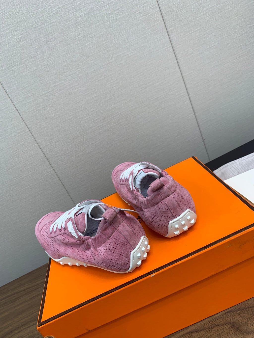 HERMES SKATEBOARD SHOES DARK PINK SUEDE