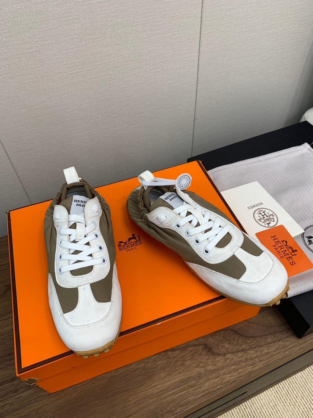 HERMES SKATEBOARD SHOES LIGHT GRAY MIX PEANUT CALFSKIN