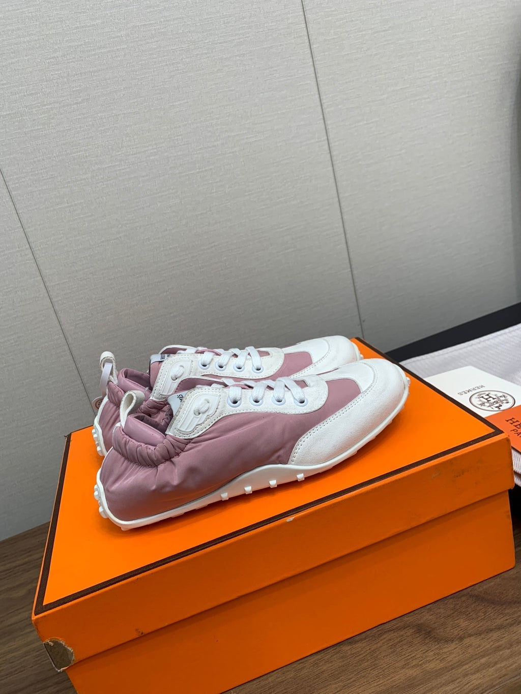 HERMES SKATEBOARD SHOES LIGHT GRAY MIX DARK PINK CALFSKIN