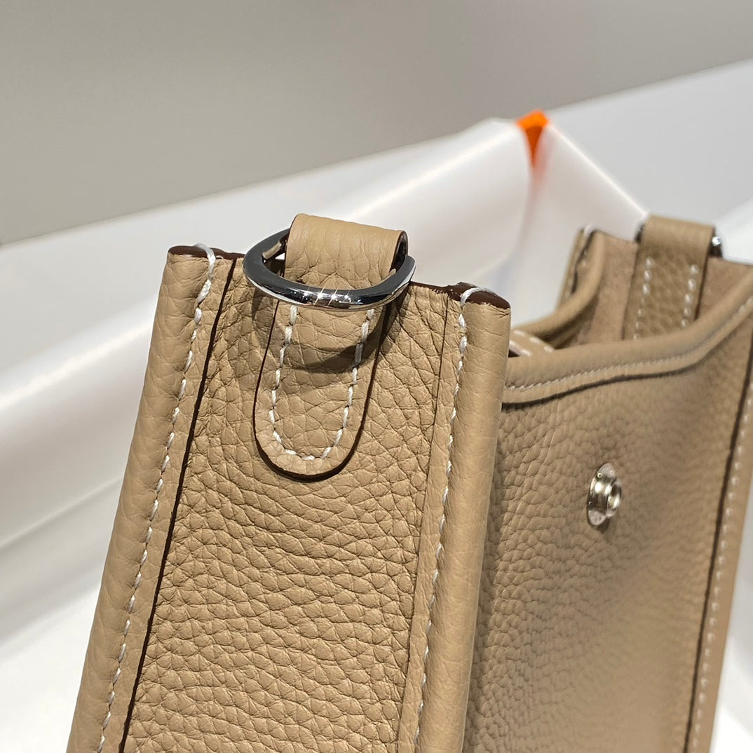 HERMES MINI NEO 18 EVELYNE BAG IN TORTILLA BROWN GRAINED CALFSKIN