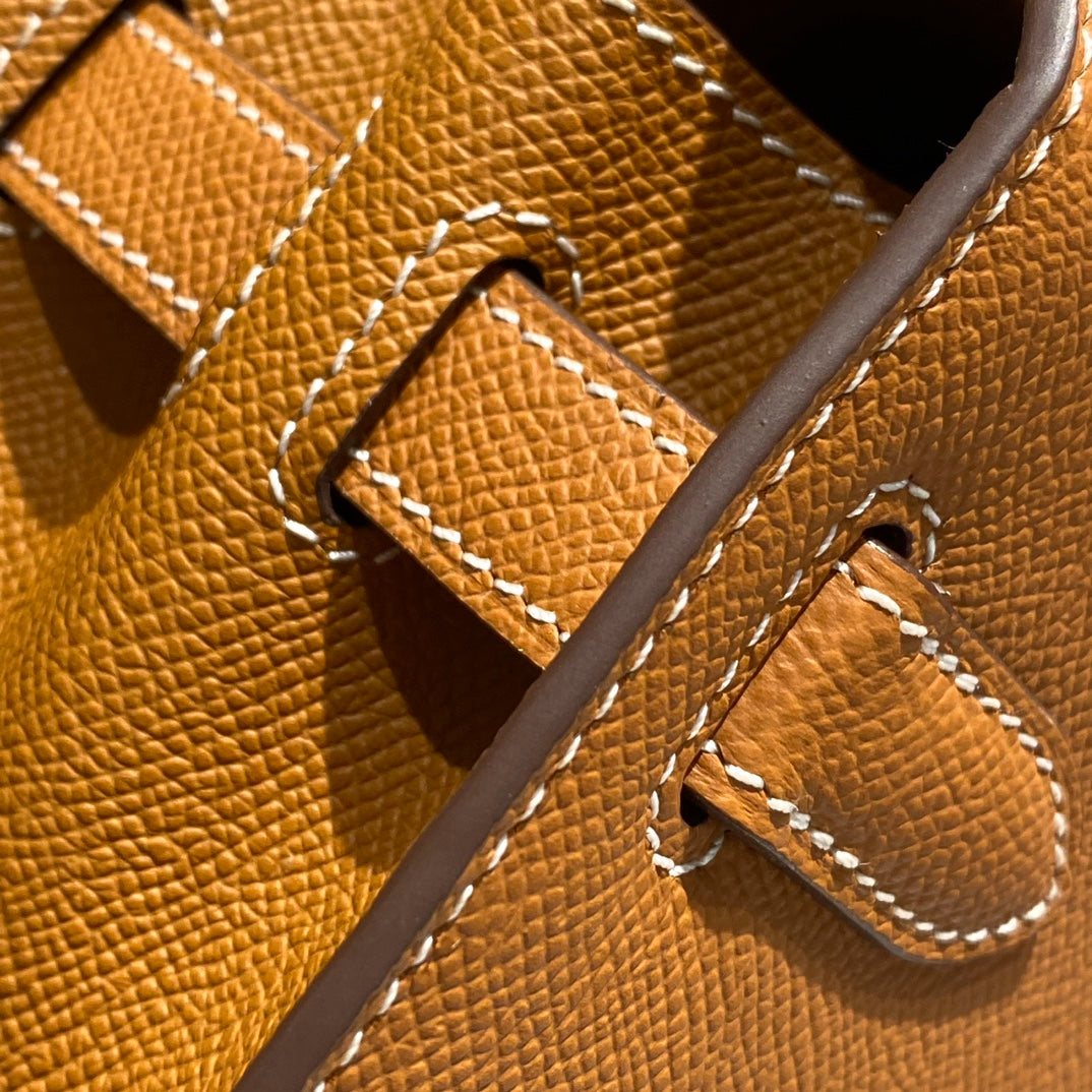 HERMES KELLY 28CM IN GOLD EPSOM CALFSKIN PALLADIUM HARDWARE