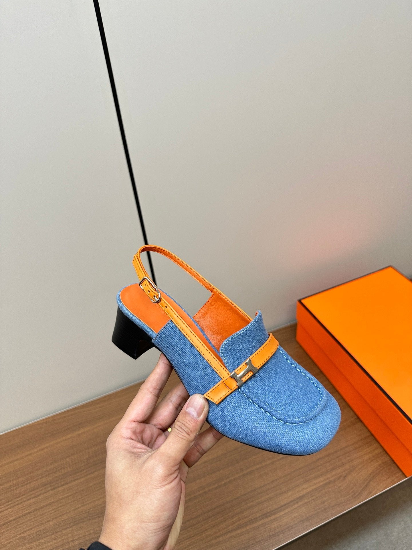 HERMES Infinie 50 pump azure blue