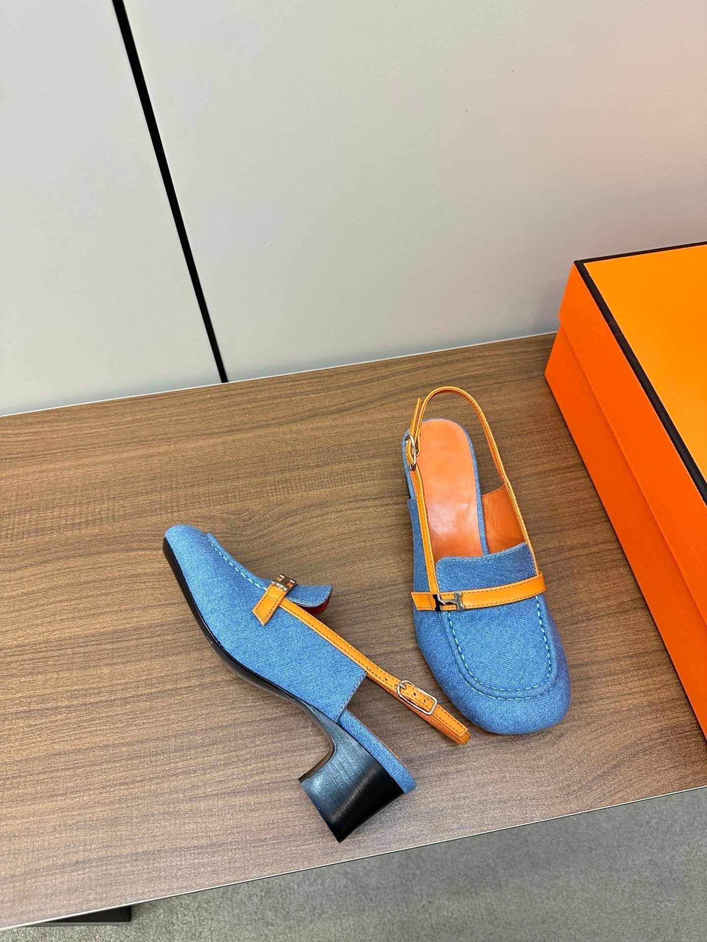 HERMES Infinie 50 pump azure blue