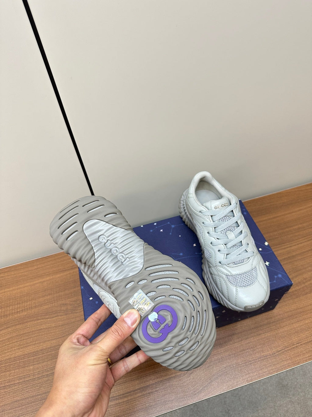 GUCCI Ripple Leather Sneakers White Pearl