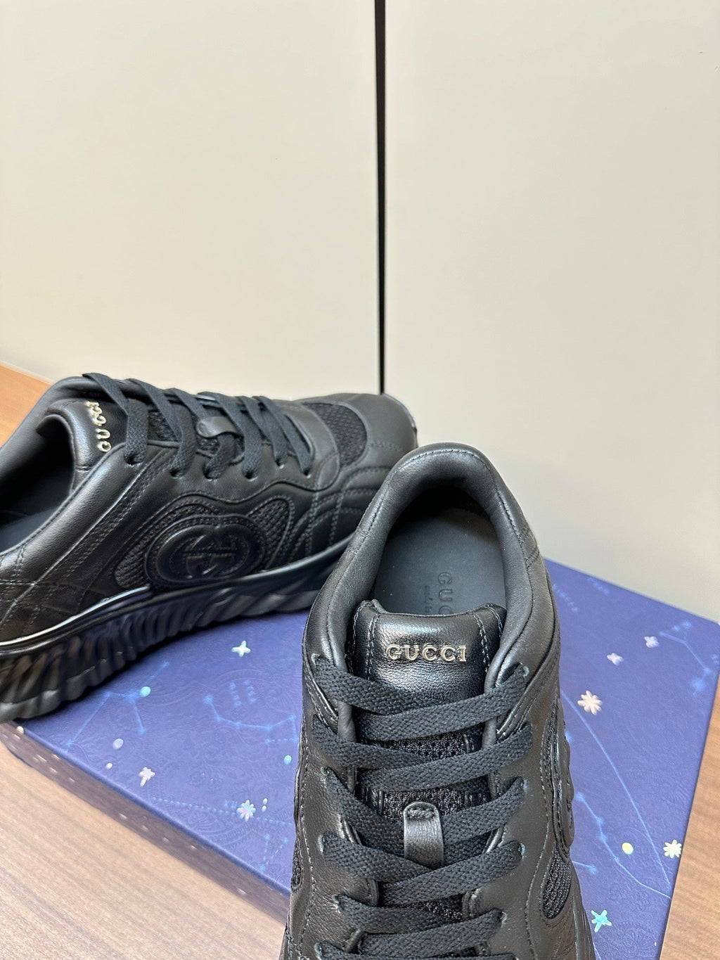 GUCCI Ripple Leather Sneakers Black