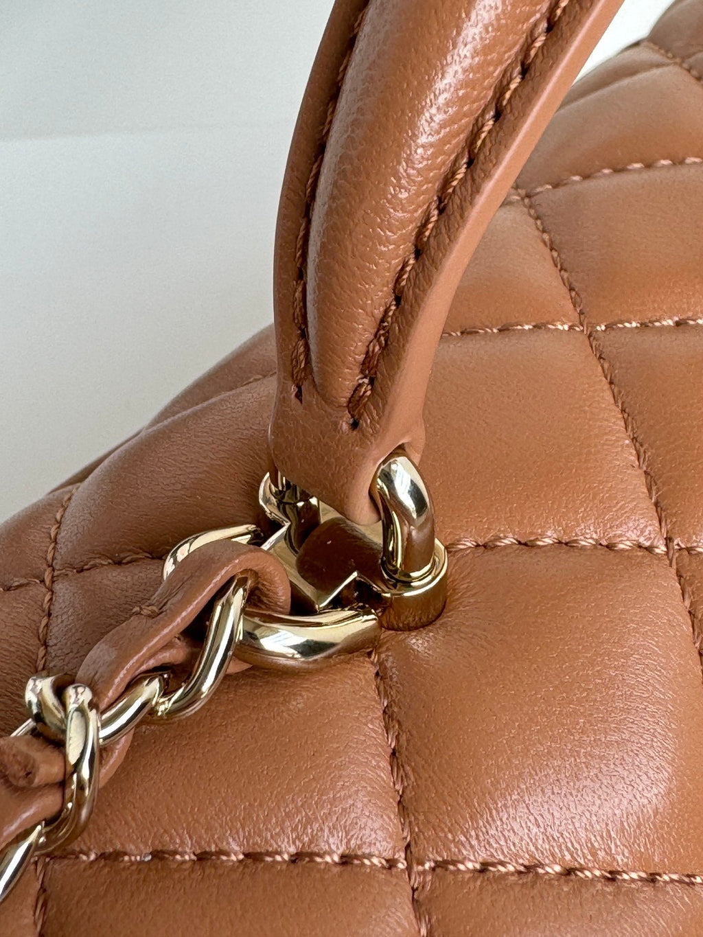 CHANEL FLAP BAG 20 IN BRONZE BROWN LAMBSKIN WITH HANDLE- NEW