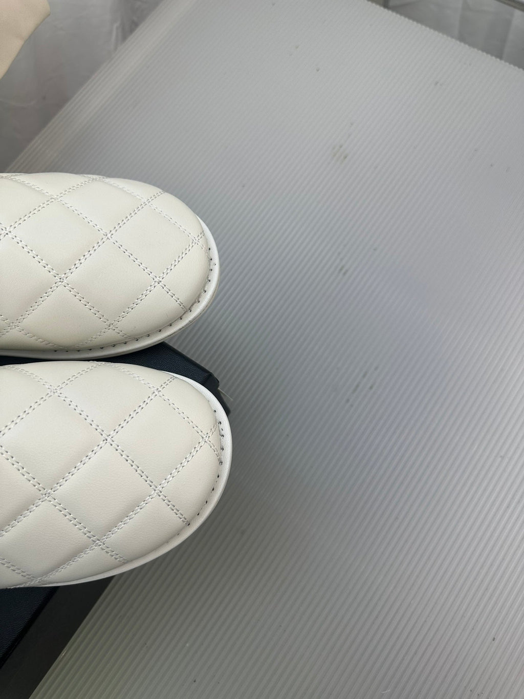 CHANEL White Lambskin Gold Chain Mules