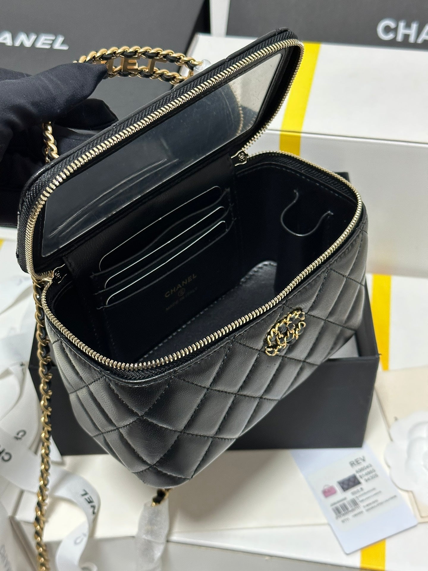 CHANEL 18 CLUTCH BAG IN BLACK CALFSKIN GOLD HARDWARE