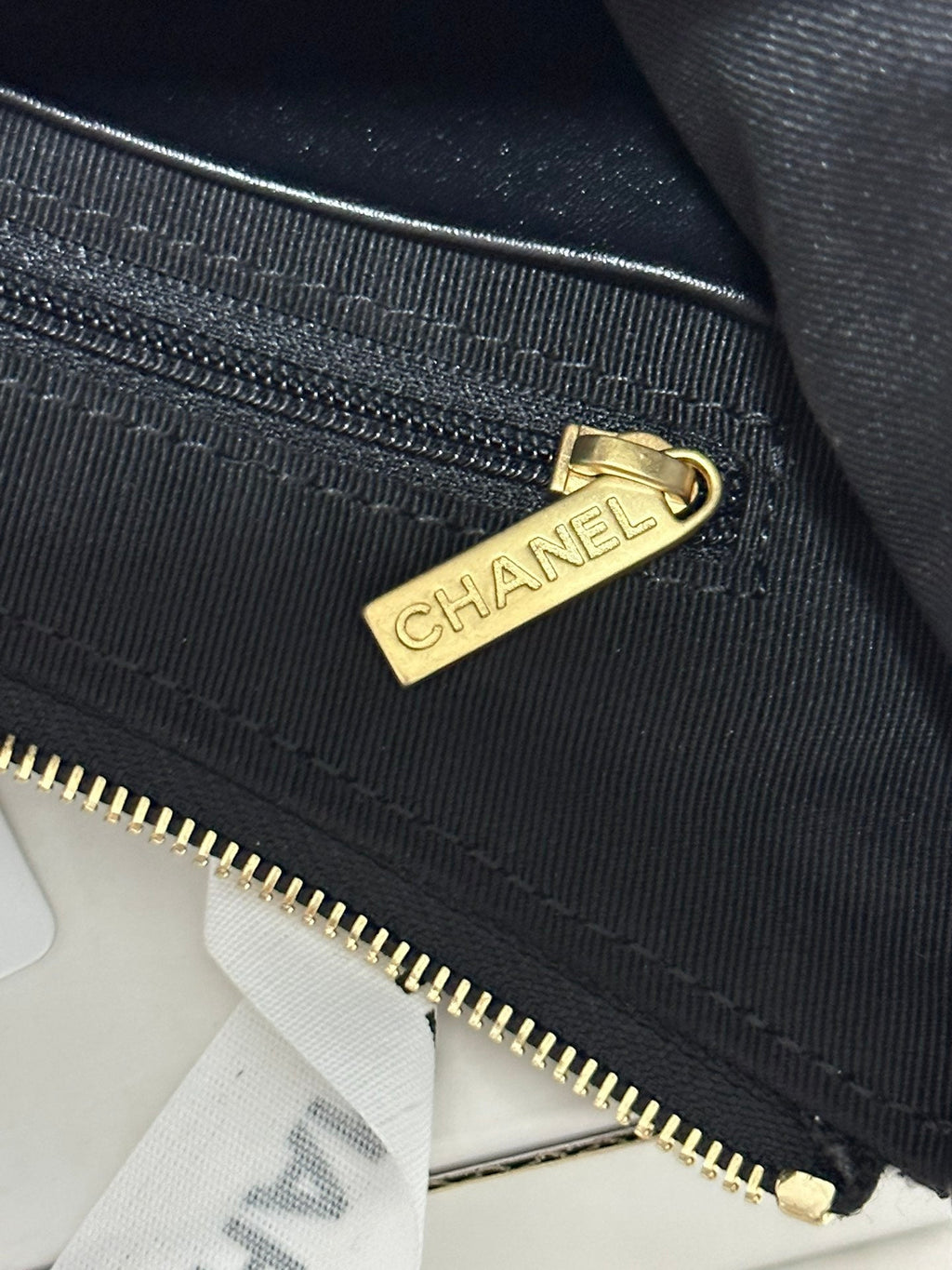 CHANEL HOBO BAG 23 IN BLACK MIX WHITE TWEED GOLD HARDWARE