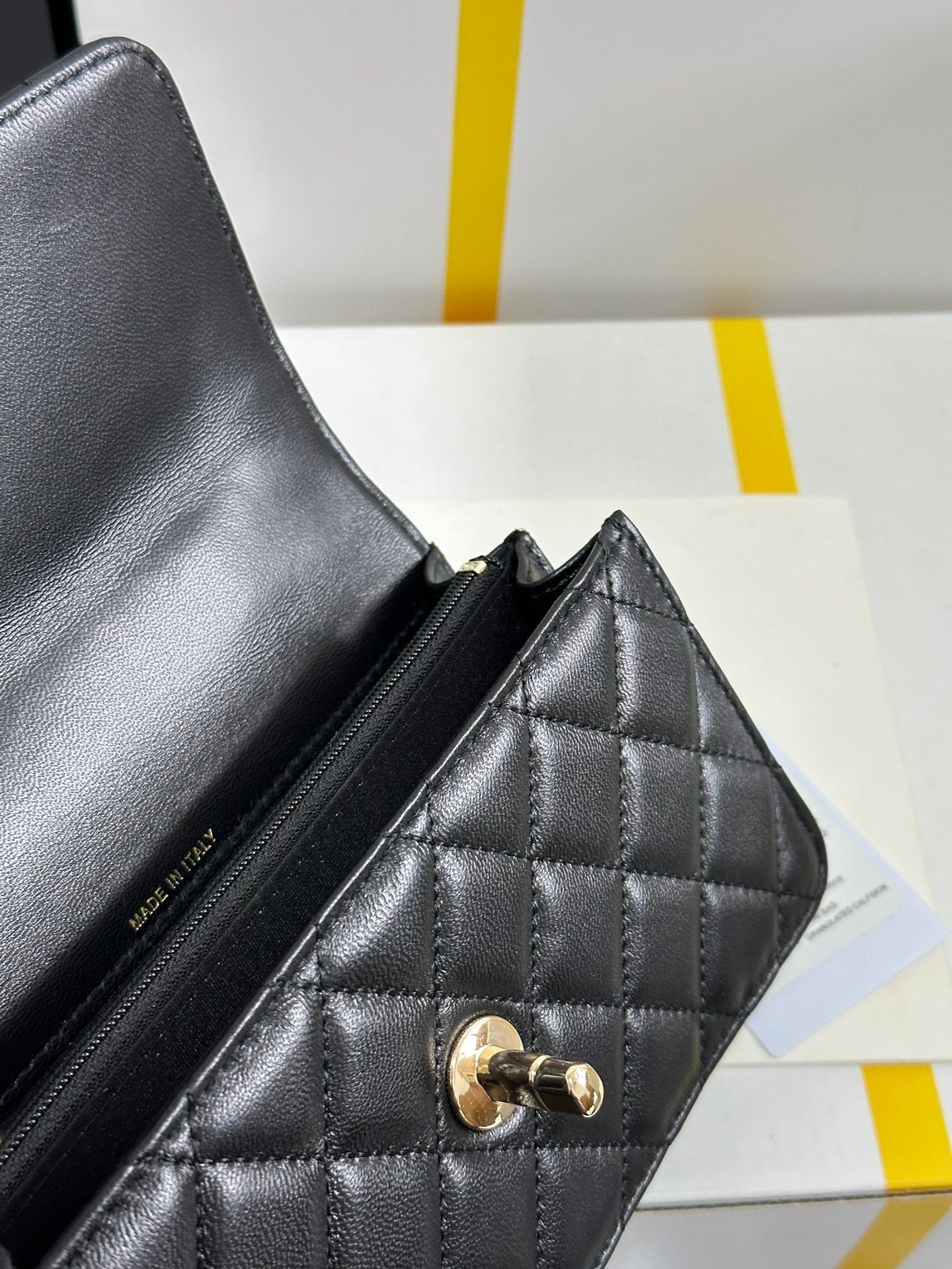 CHANEL FLAP BAG 18 WITH HANDLE IN BLACK CALFSKIN GOLD HARDWARE
