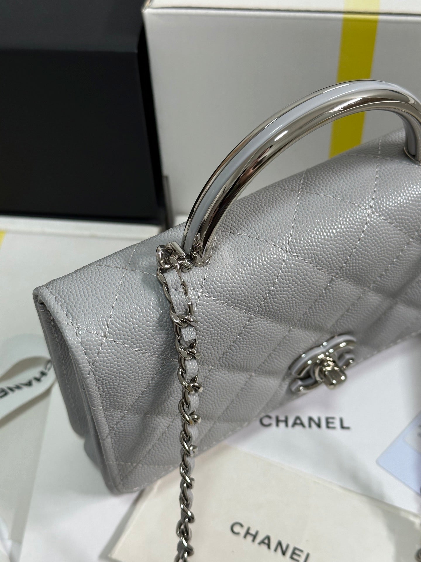 CHANEL FLAP BAG WITH SILVER-TONE HANDLE 19 IN GREY SHINY CAVIAR SKIN