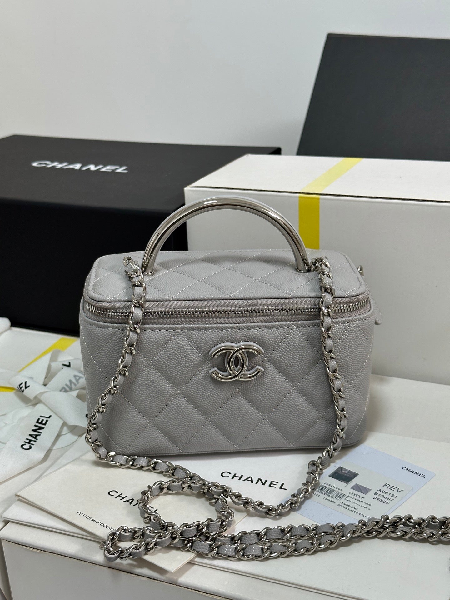 CHANEL MINI VANITY TOP HANDLE CASE 17 IN GREY CAVIAR SKIN SILVER-TONE PLATED METAL