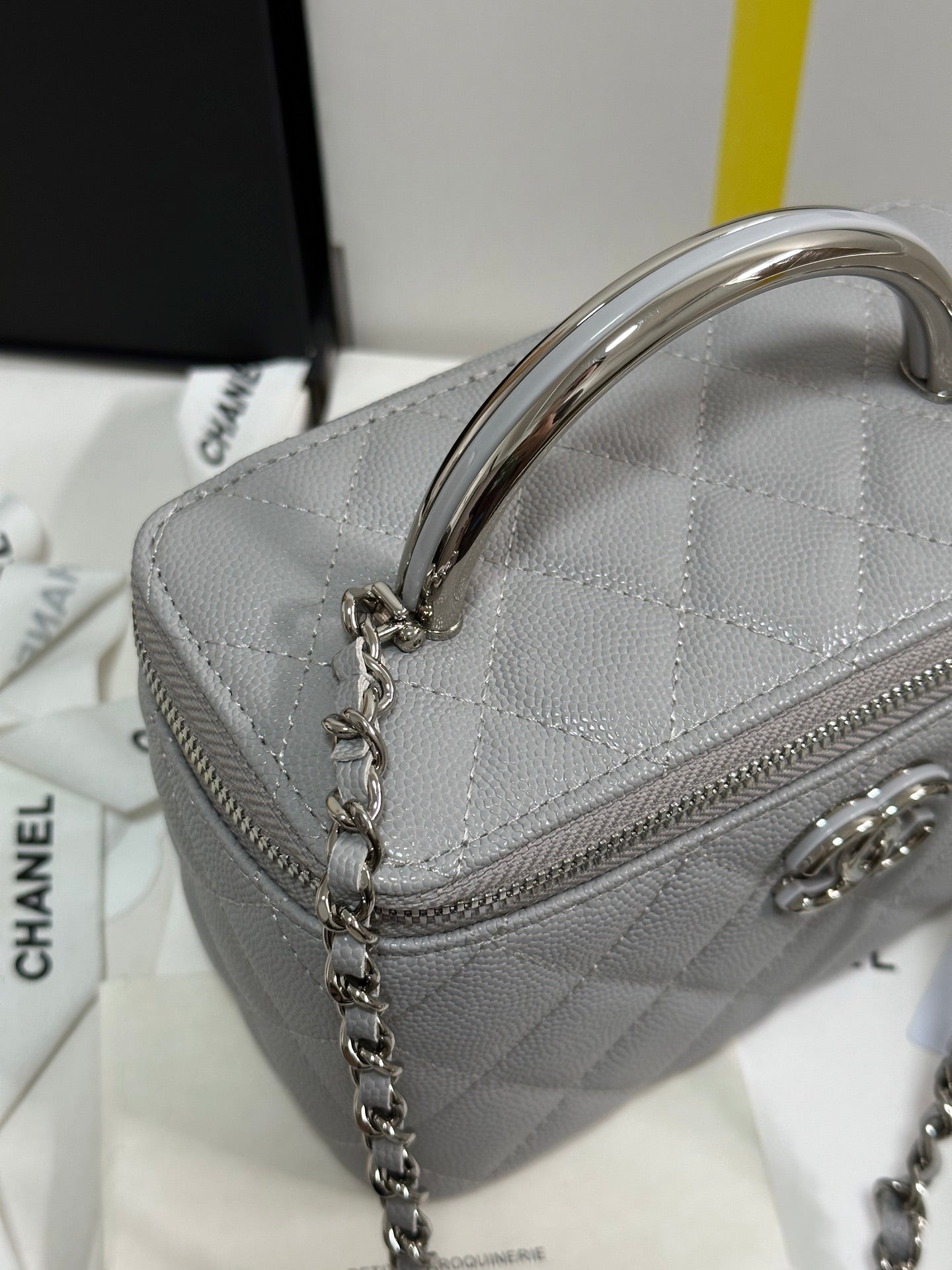 CHANEL MINI VANITY TOP HANDLE CASE 17 IN GREY CAVIAR SKIN SILVER-TONE PLATED METAL