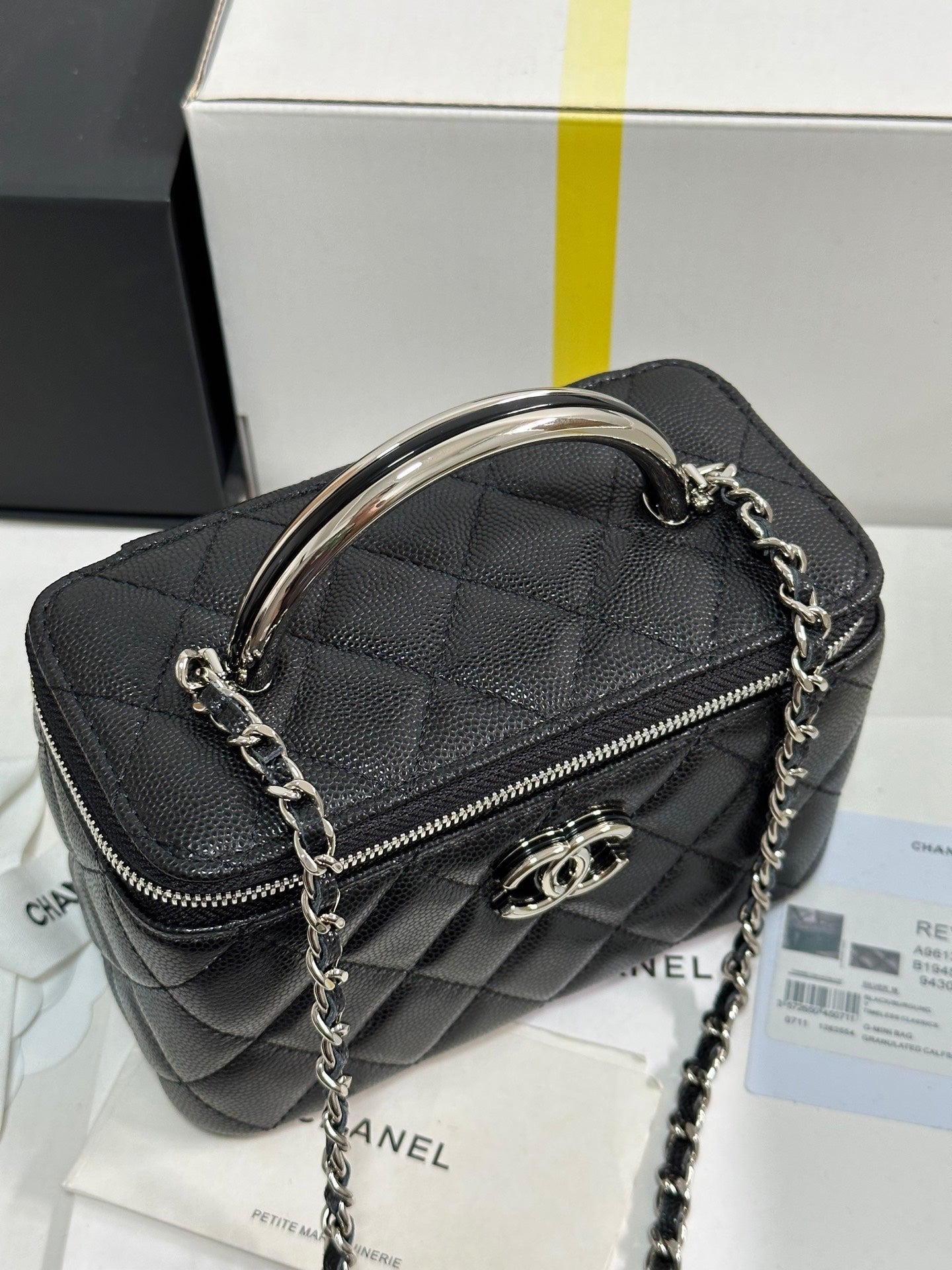 CHANEL MINI VANITY TOP HANDLE CASE 17 IN BLACK CAVIAR SKIN SILVER-TONE PLATED METAL