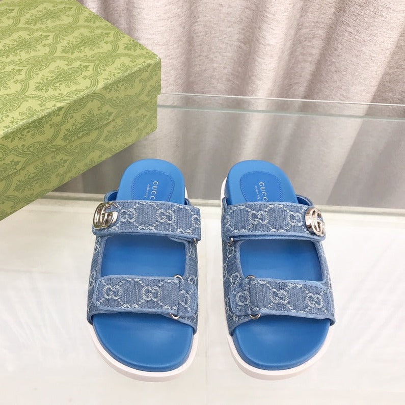 GUCCI Rubber Sole Logo Sandals Blue Caro