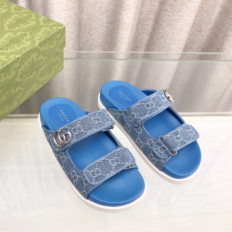 GUCCI Rubber Sole Logo Sandals Blue Caro