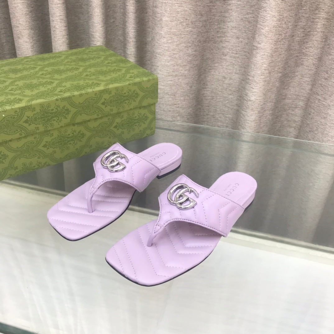 GUCCI marmont logo - embellished mattelasse leather sandal in purple