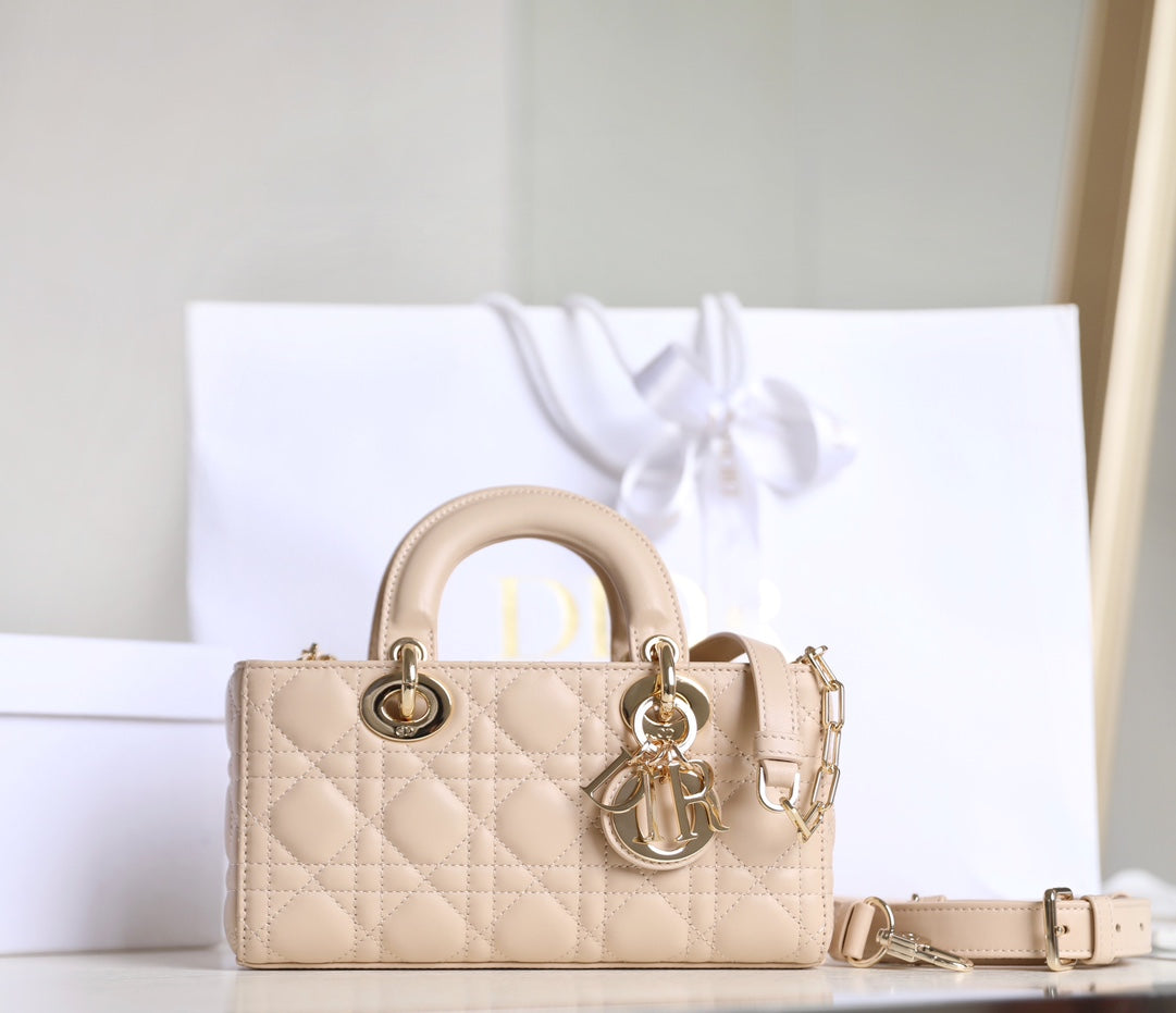 DIOR SMALL LADY D-JOY 22 IN LIGHT PINK LAMBSKIN