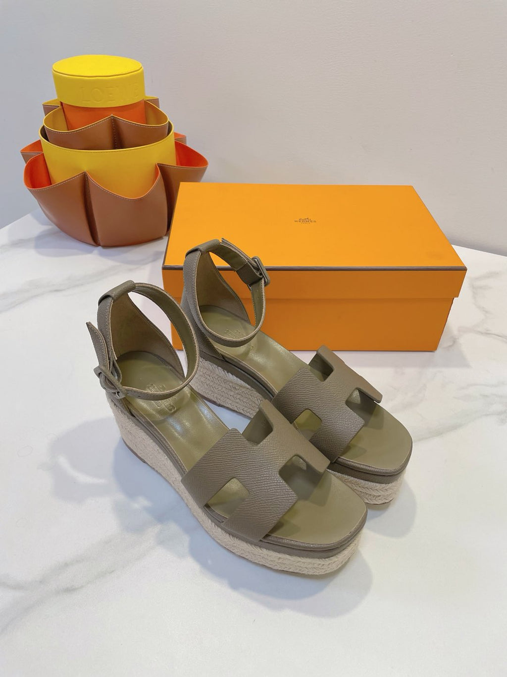 HERMES ELDA ESPADRILLE IN MOCHA BROWN EPSOM CALFSKIN
