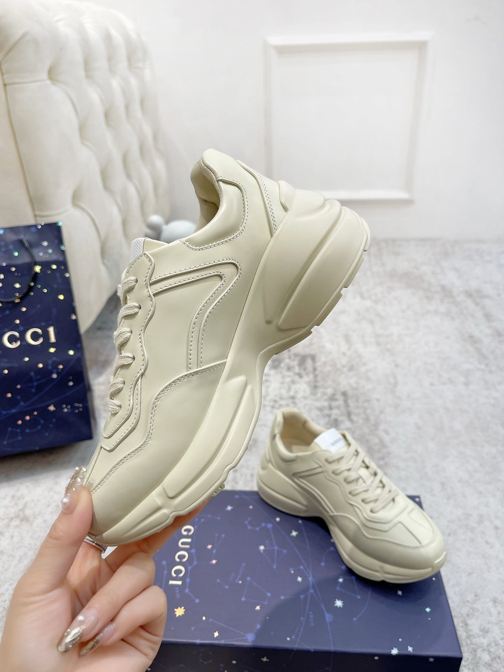 GUCCI RHYTON TRAINER WHITE LAMBSKIN WITH PURPLE DINO MOTIF