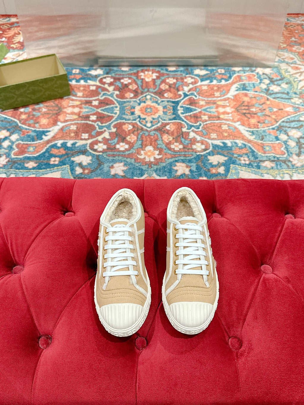 GUCCI CANVAS SNEAKER IN CAMEL BROWN DENIM WITH BEIGE FLEECE LINING
