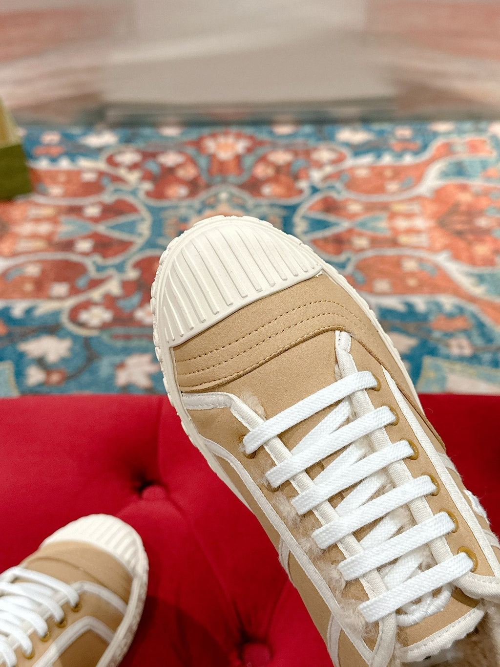 GUCCI CANVAS SNEAKER IN CAMEL BROWN DENIM WITH BEIGE FLEECE LINING