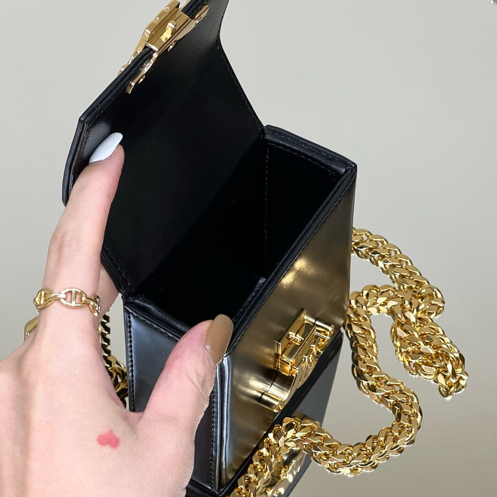 CELINE BOX TRIOMPHE 10 BLACK SHINY CALFSKIN