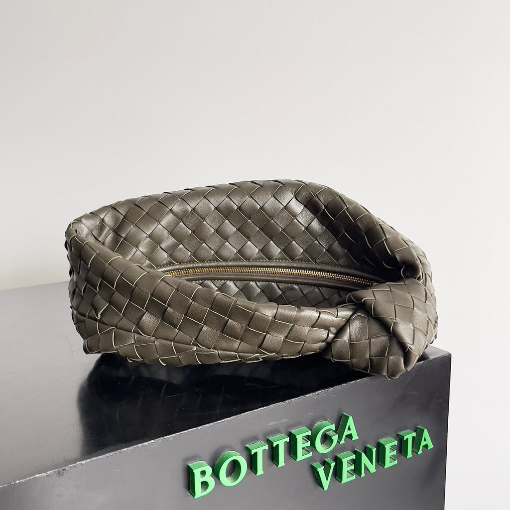 BOTTEGA VENETA SMALL JODIE 36 IN KAKI LAMBSKIN