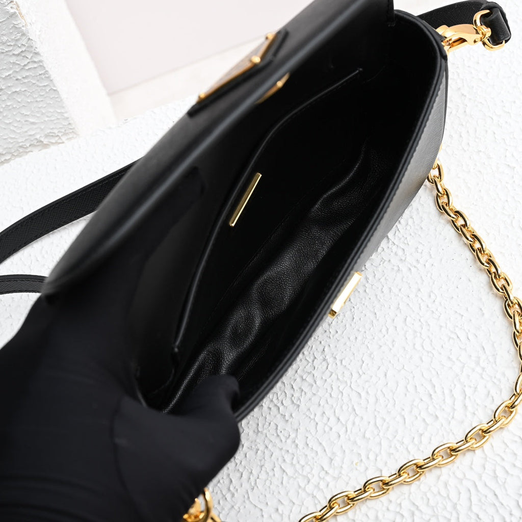 PRADA MINI FLAP BAG 20 IN BLACK SAFFIANO LEATHER GOLD HARDWARE