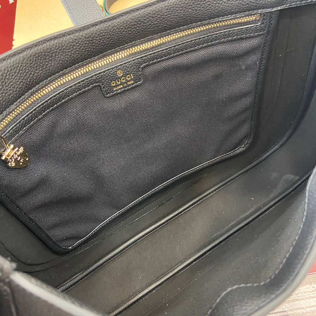 GUCCI JACKIE LARGE SHOULDER BAG 40 IN BLACK CALFSKIN GOLD HARDWARE