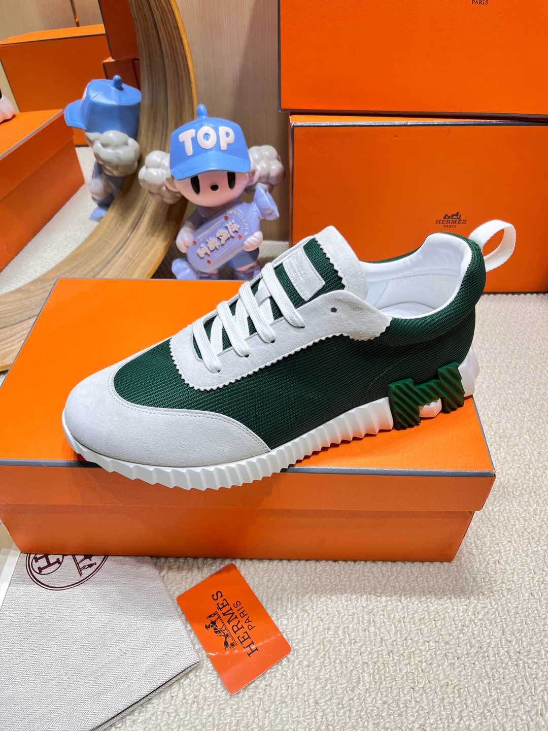 HERMES BOUNCING SNEAKER IN PALE GRAY SUEDE AND GREEN FOREST KNIT