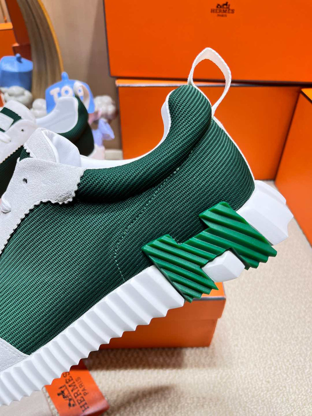 HERMES BOUNCING SNEAKER IN PALE GRAY SUEDE AND GREEN FOREST KNIT