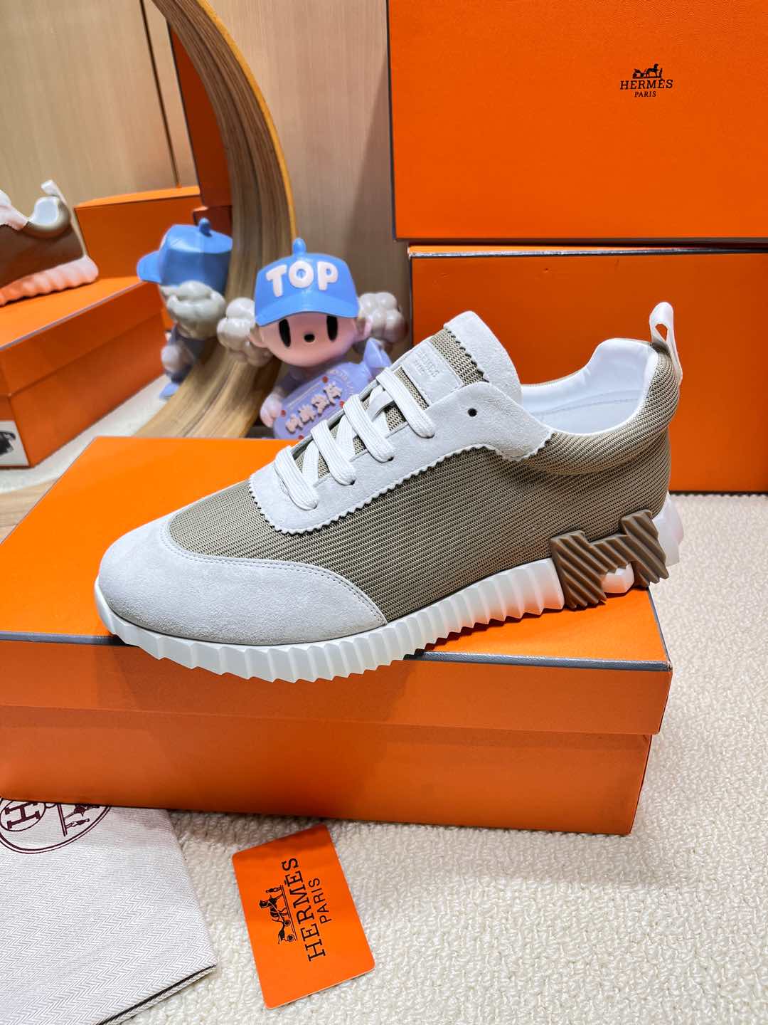 HERMES BOUNCING SNEAKER IN PALE GRAY SUEDE AND WOOD BROWN KNIT