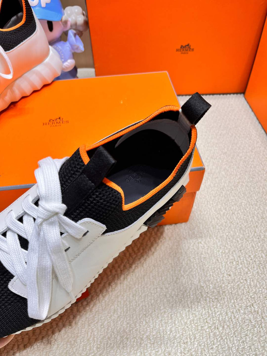 HERMES DEPART SLIP-ON SNEAKER IN WHITE MIX BLACK KNIT AND CALFSKIN
