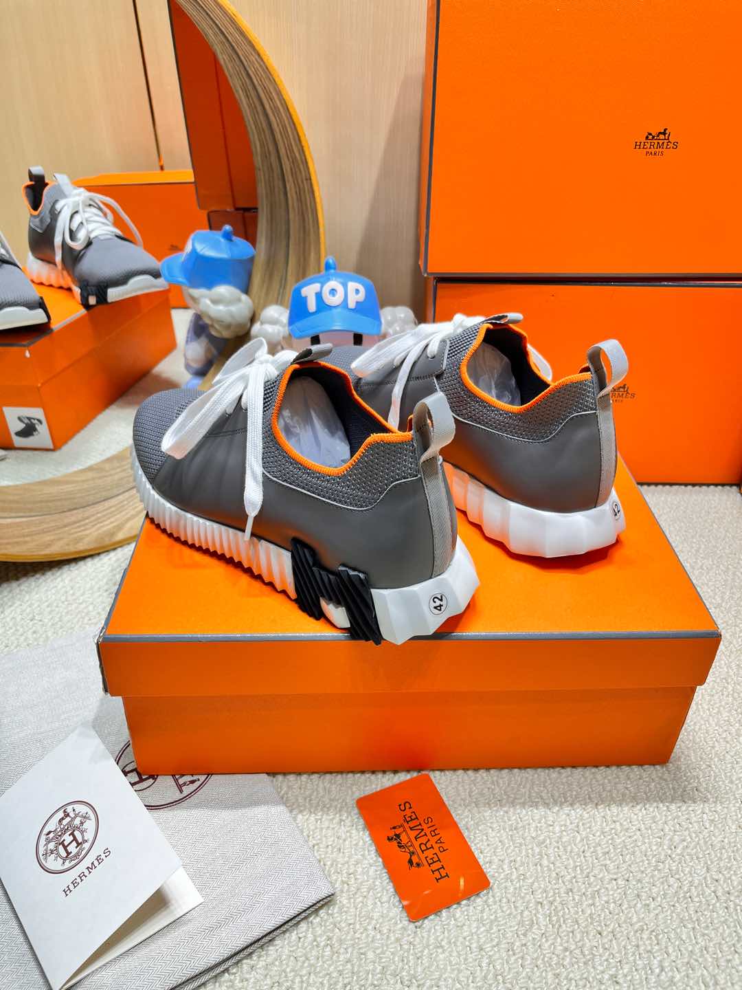 HERMES DEPART SLIP-ON SNEAKER IN MOUSE GRAY KNIT AND CALFSKIN