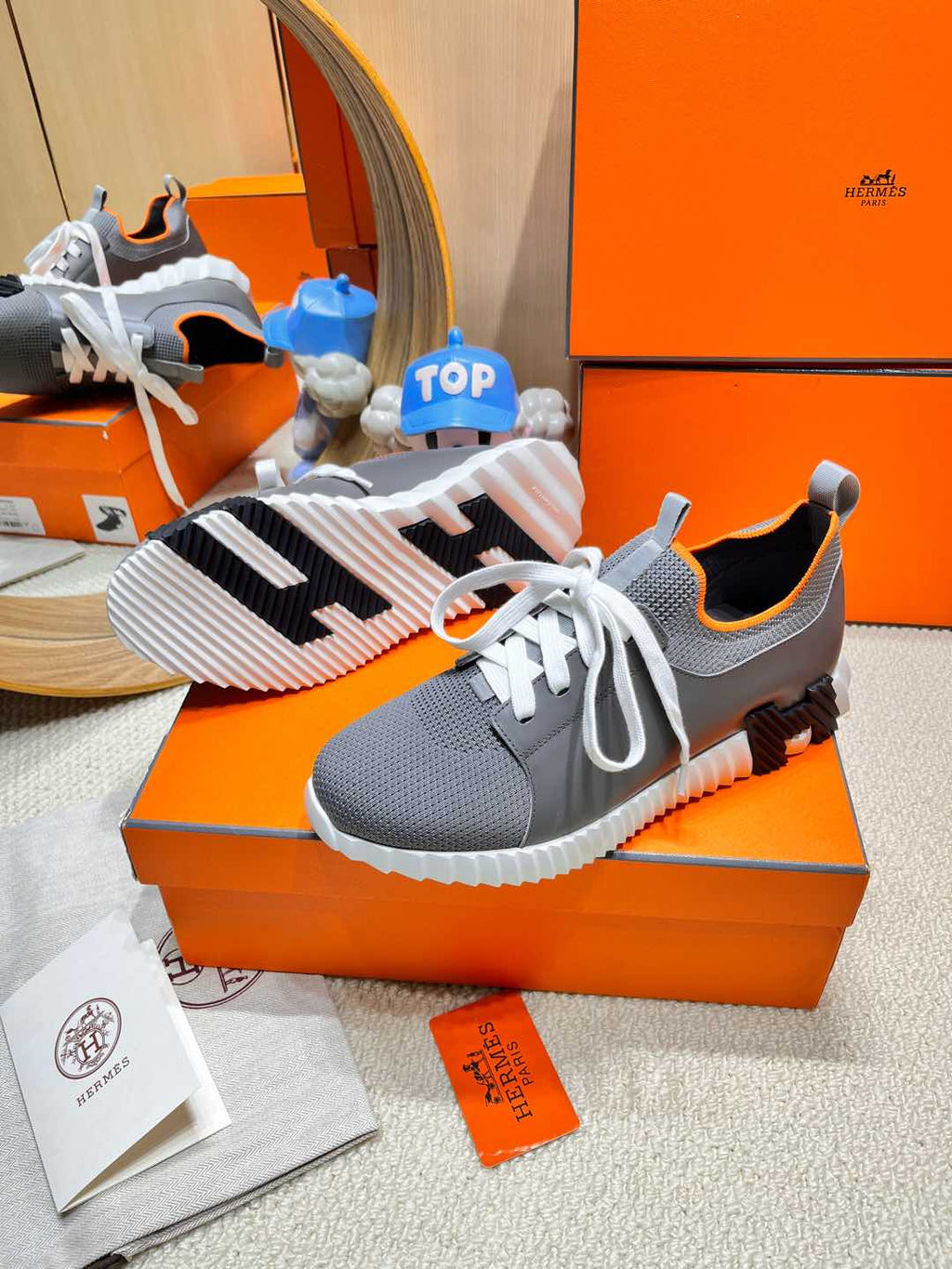 HERMES DEPART SLIP-ON SNEAKER IN MOUSE GRAY KNIT AND CALFSKIN