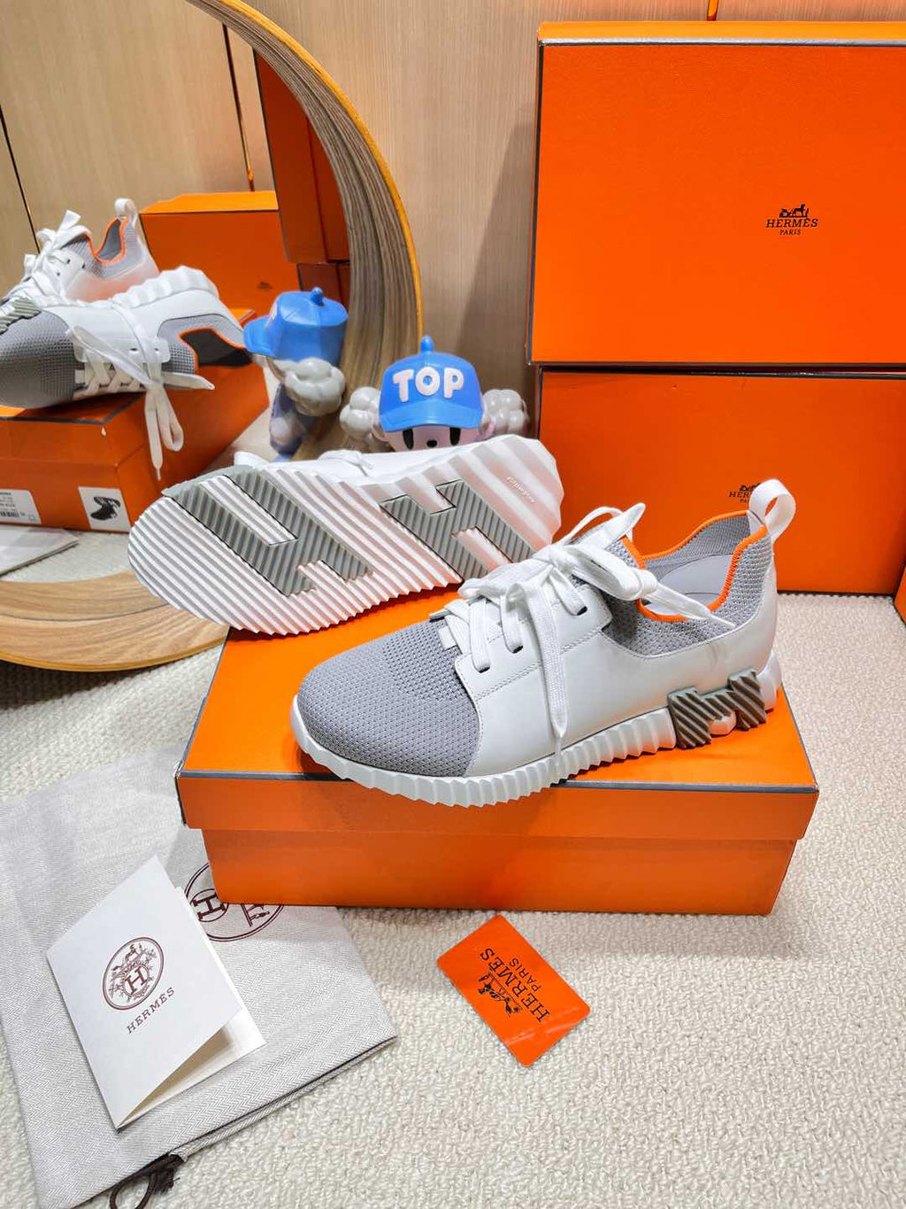 HERMES DEPART SLIP-ON SNEAKER IN WHITE MIX SHARK GRAY KNIT AND CALFSKIN